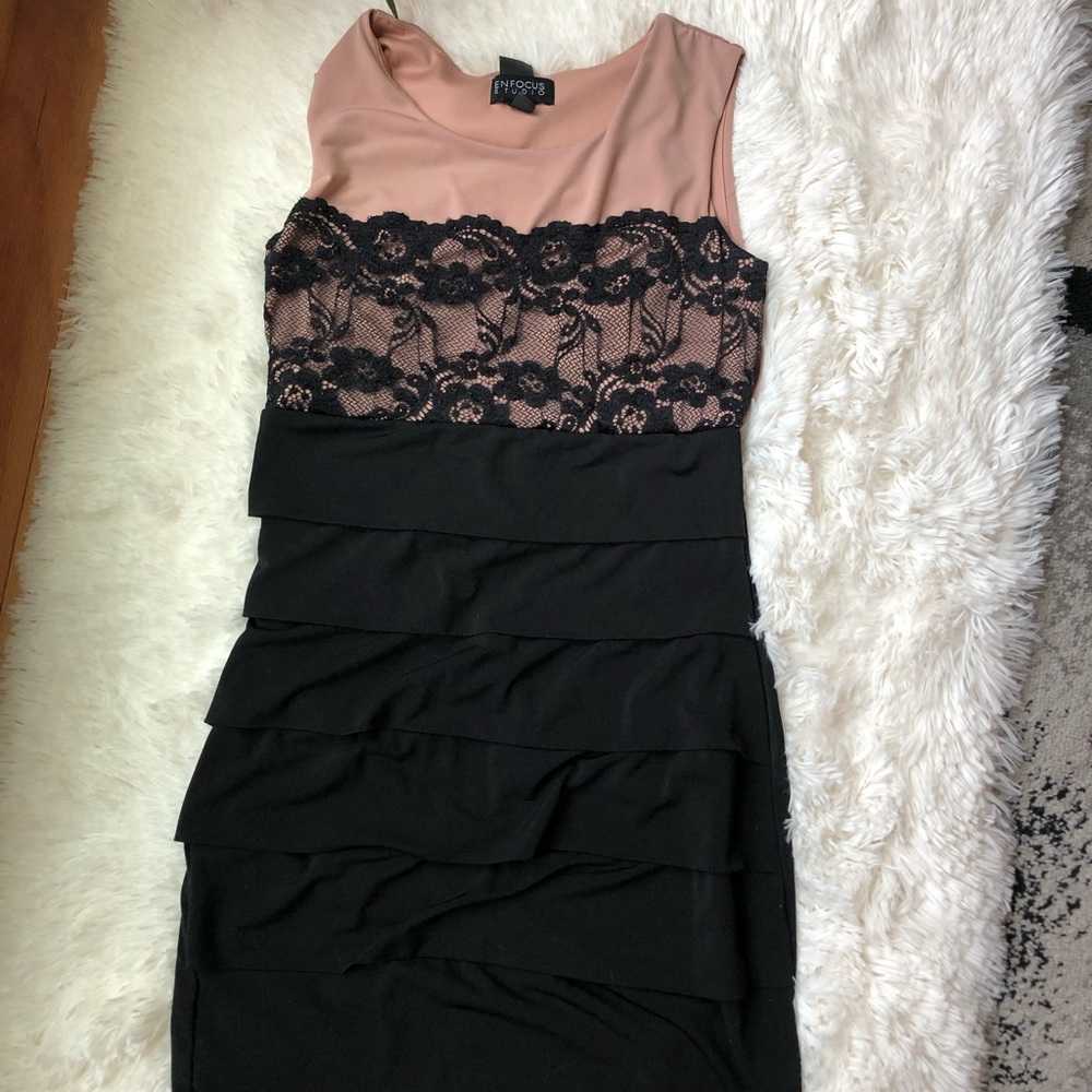 Enfocus Studio Black / creme color dress. Size 6
